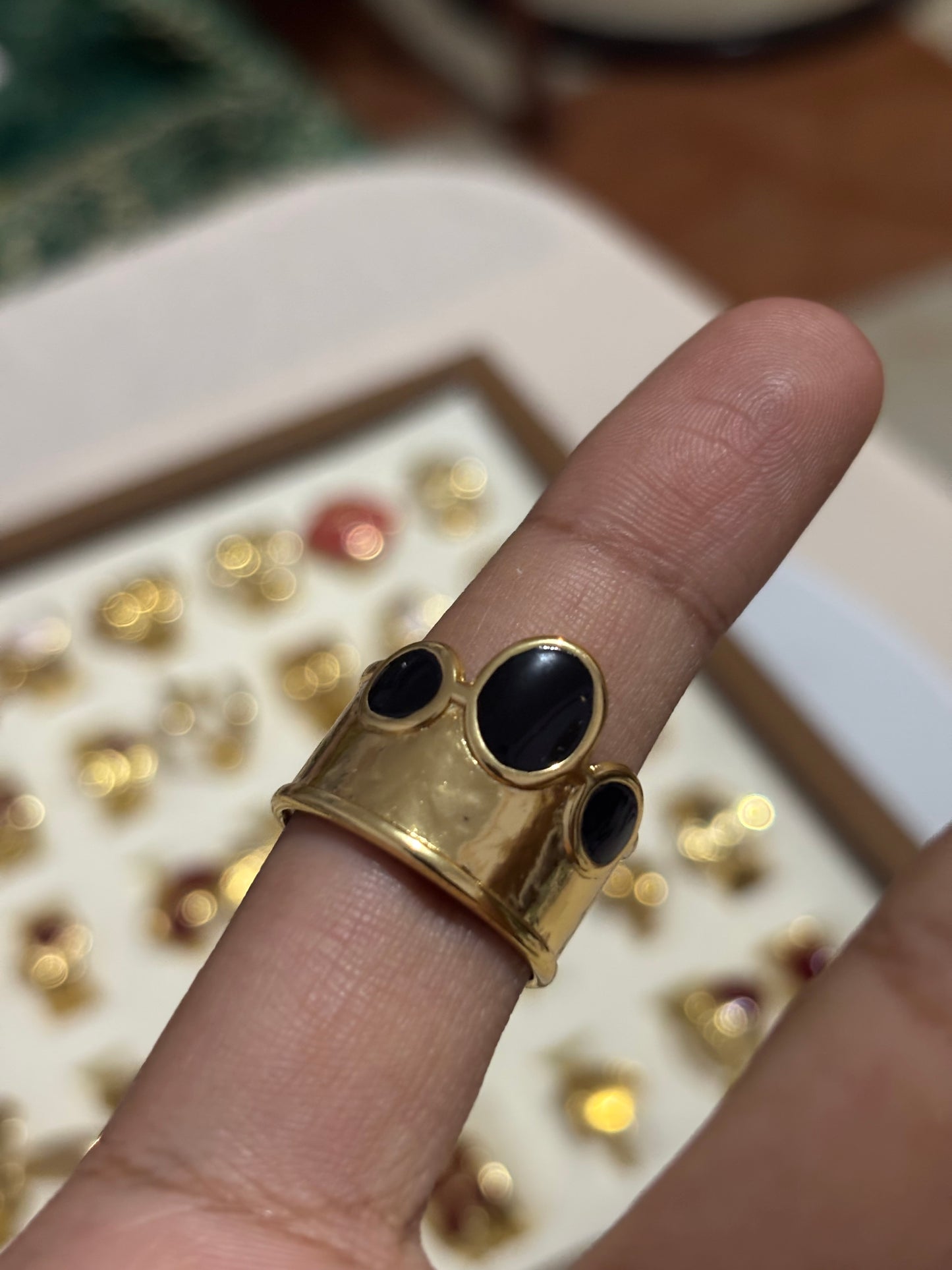 Black king ring