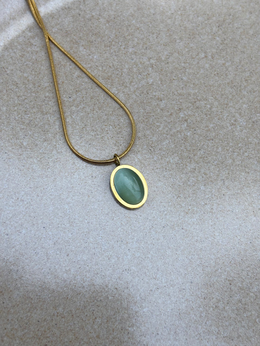 Blue dimond necklace