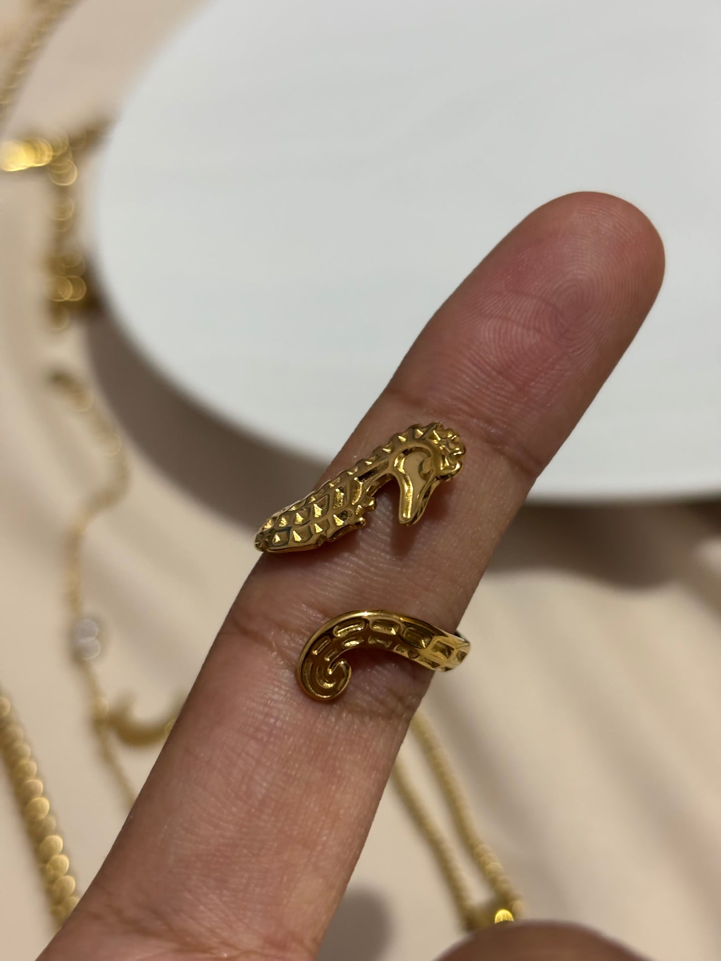 Seahorse ring