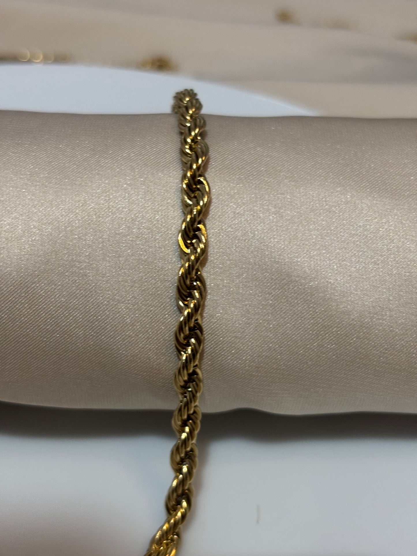 Rope bracelet
