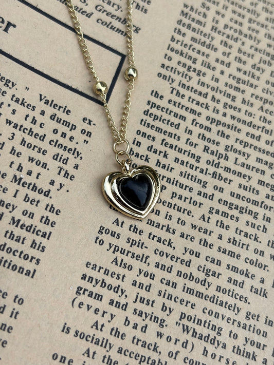 Brown vintage heart necklace