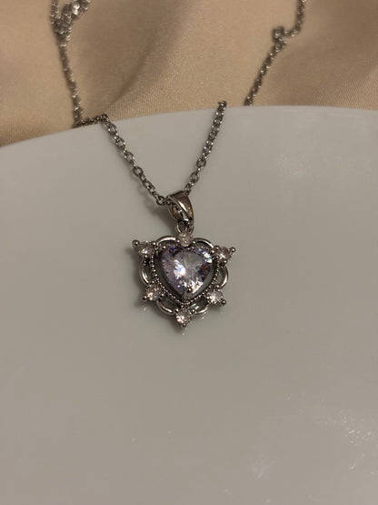 White heart necklace