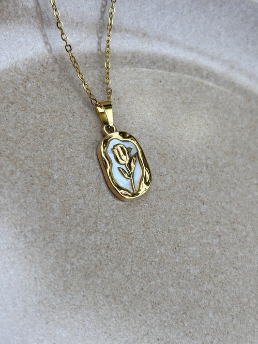 Vintage flower Necklace