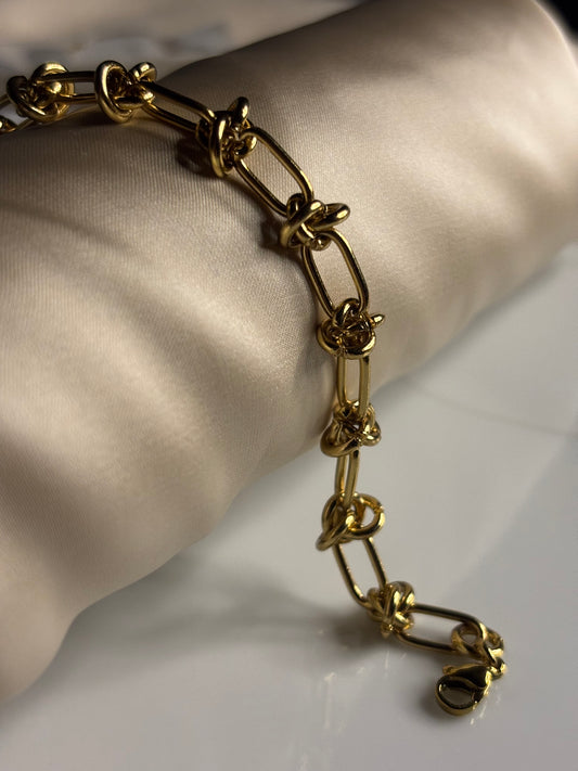 Rope knot bracelet