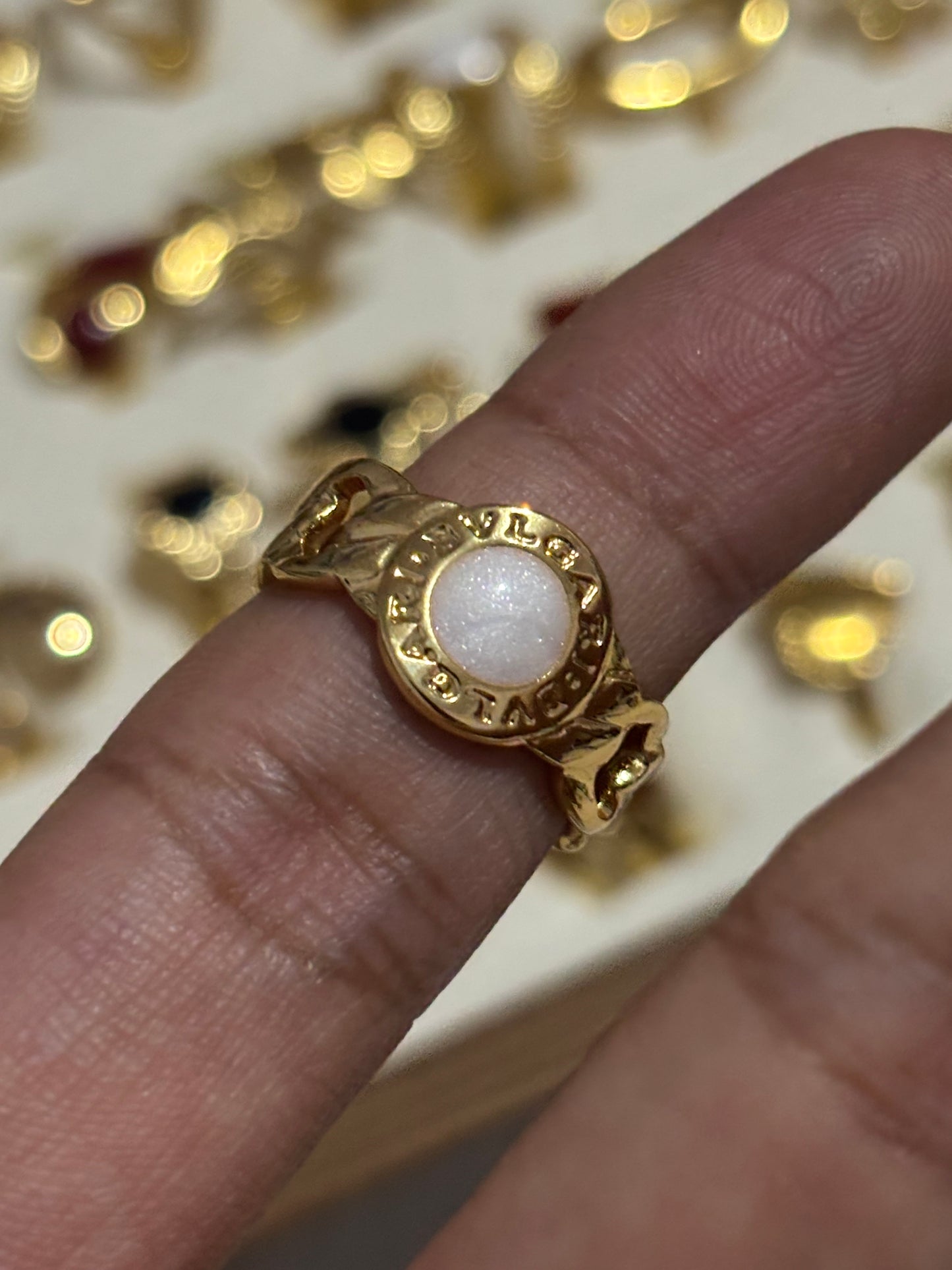 Epoxy ring