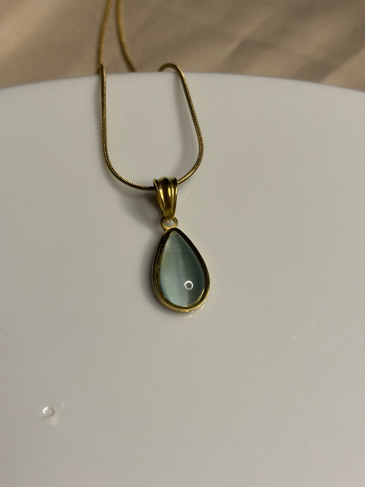 Water drop necklace