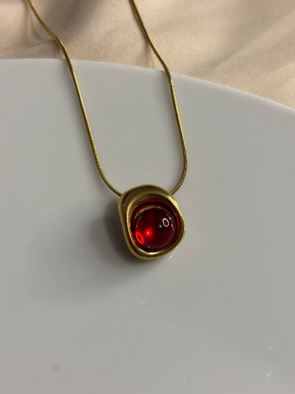 The red diamond necklace