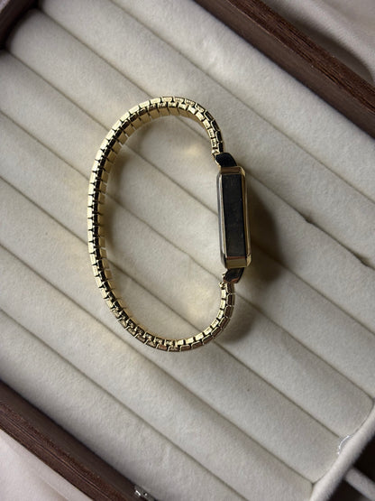 Stretch watch