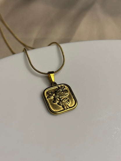 Golden flower necklace