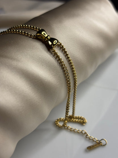 Bow bracelet