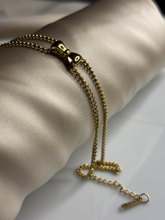 Bow bracelet