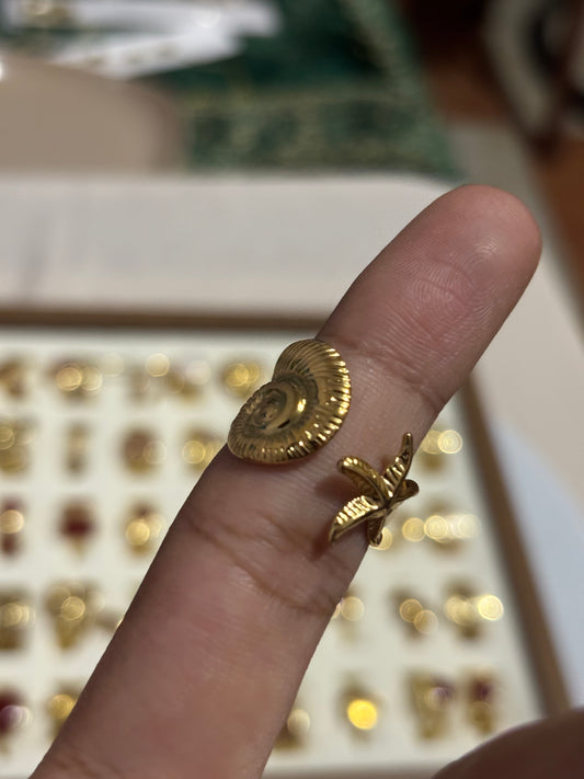 Gold ring