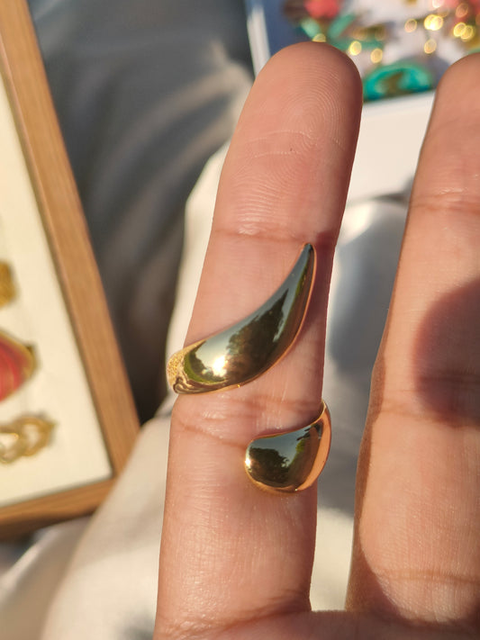 Gold ring